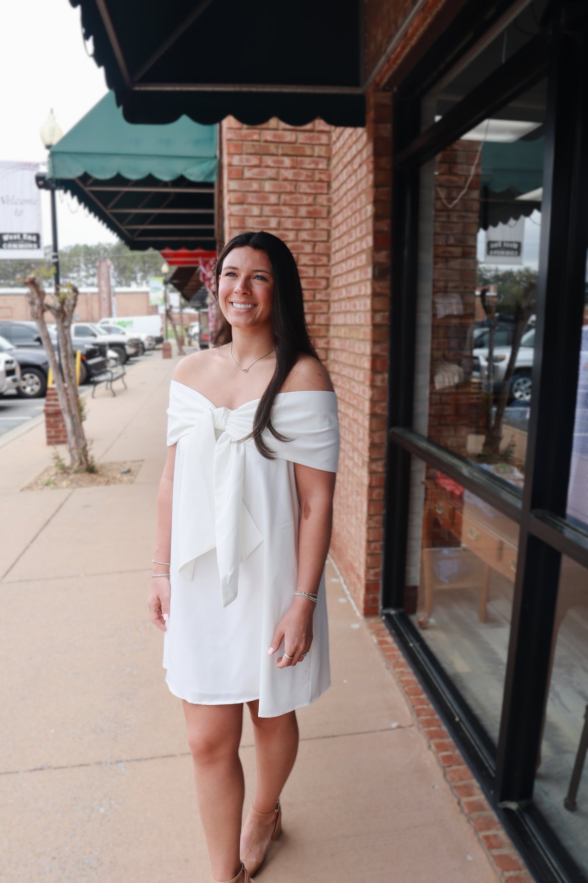 Kodi white dress